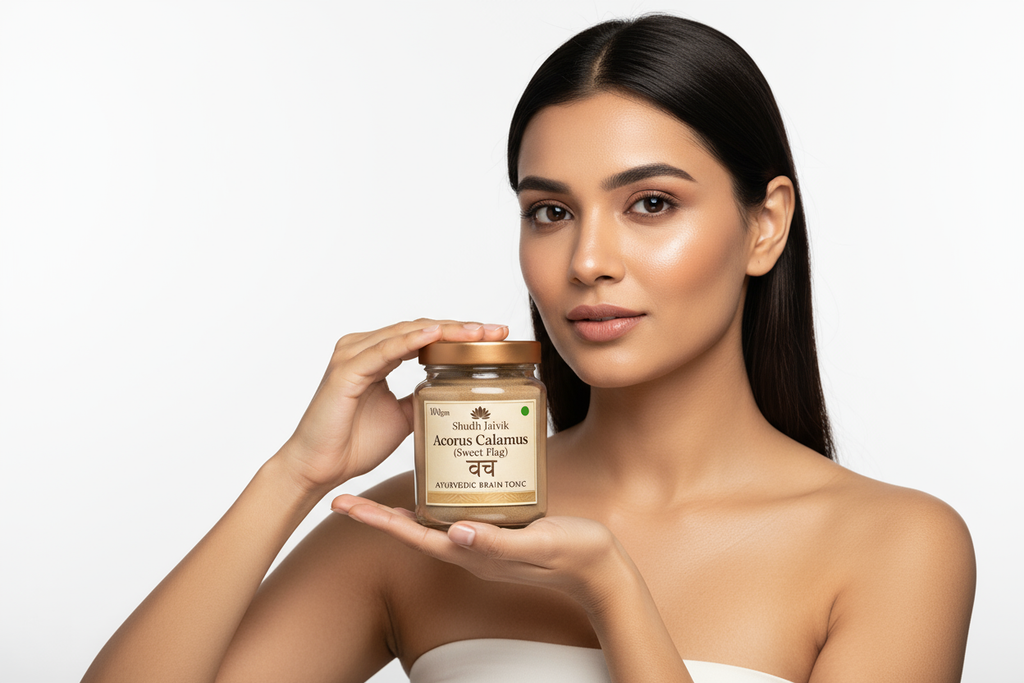 Lifestyle - Model Holding Product