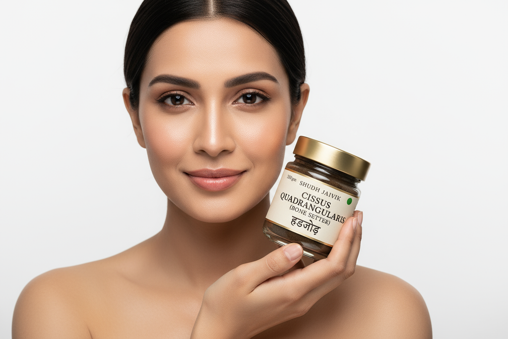 Lifestyle - Model Holding Product